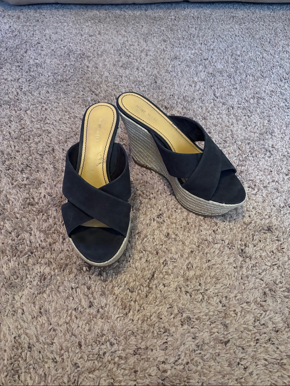 Nine West Black Crisscross Espadrille Wedge Slides 8.5